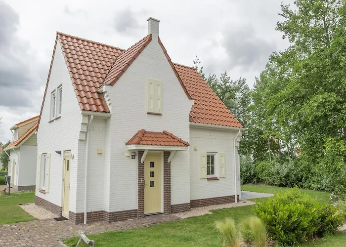 Beautiful Villa With Infrared Sauna, 400 M From The Sea
